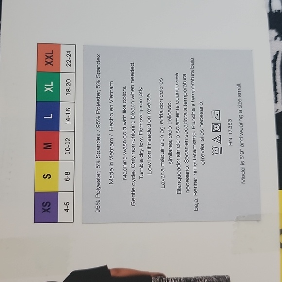 DKNY Ladies' 2-piece Pajama Set New - Picture 2 of 3